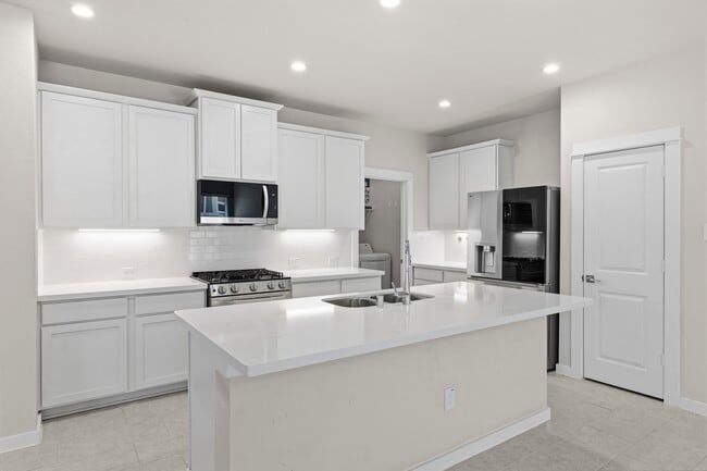 Building Photo - 33130 School Hl Rd