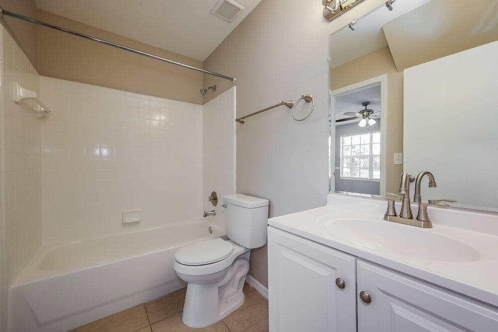 Building Photo - 2032 Tropic Bay Ct