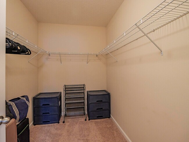 Building Photo - 1750 Berkshire Cir SW