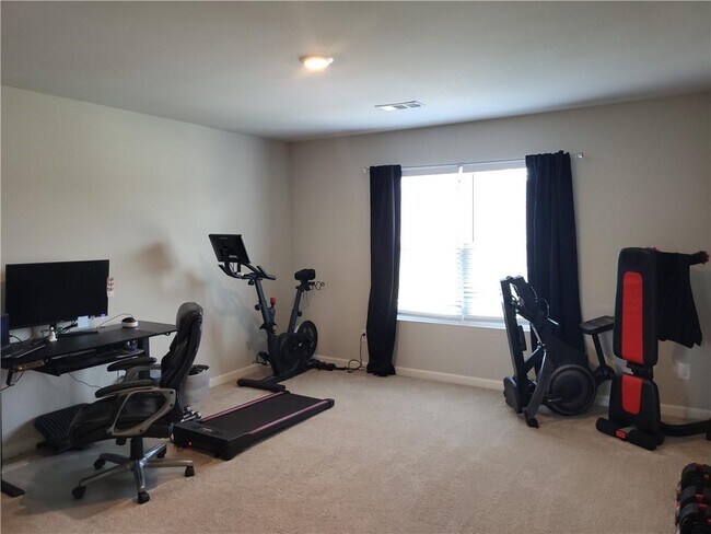 Building Photo - 5943 Screech Owl Dr