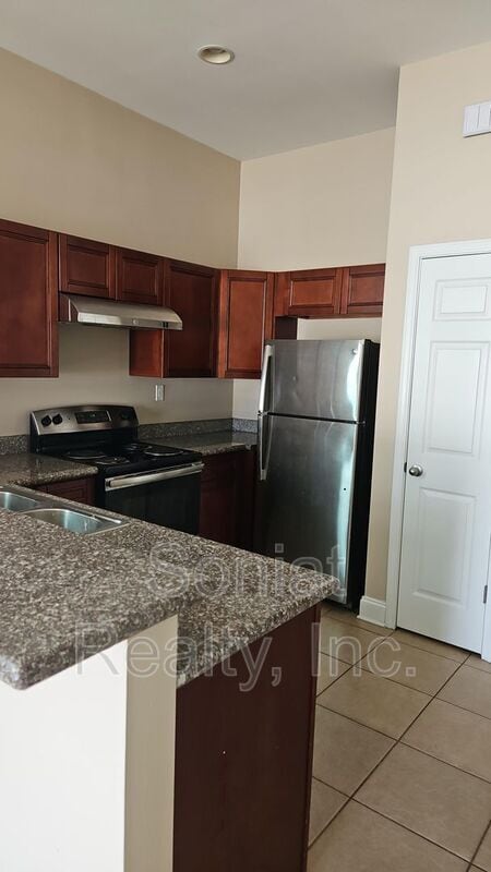 Building Photo - 4235 Hollygrove St