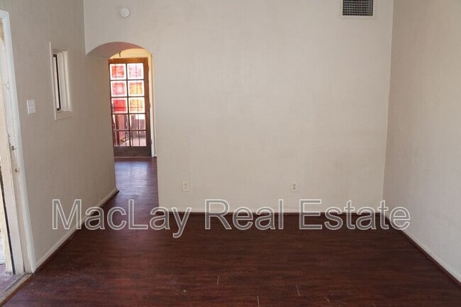 Building Photo - 2227 N 24th Pl