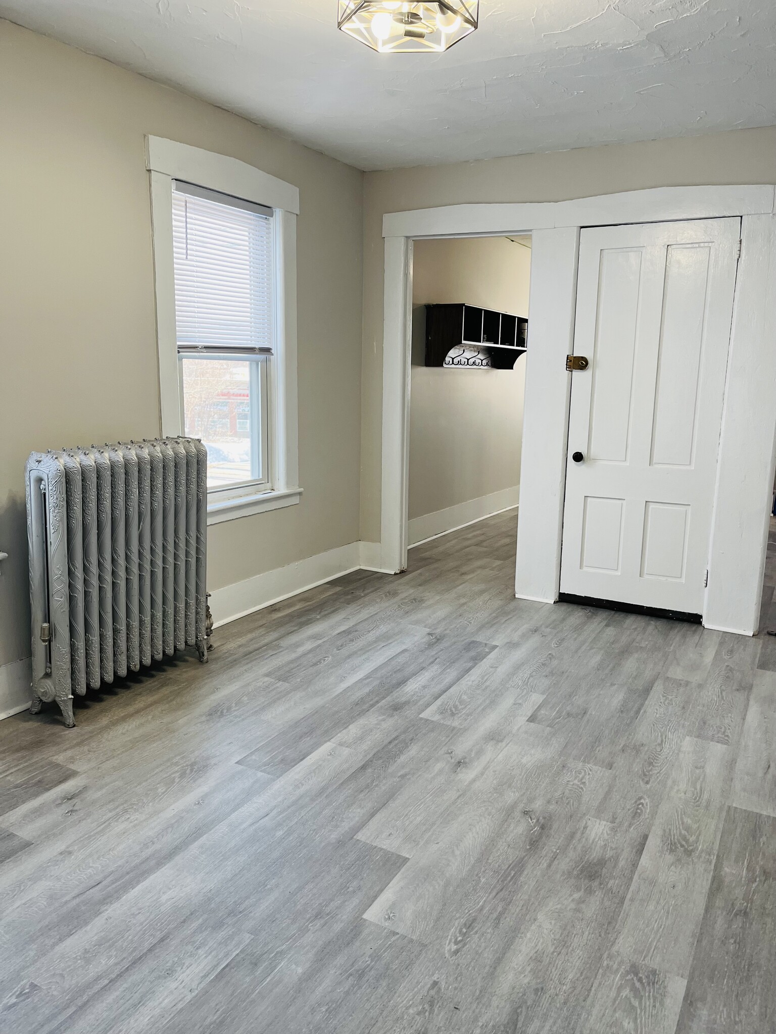 Building Photo - 36 Mount Pleasant Ave