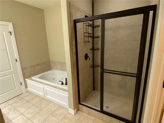 Building Photo - 4221 N Zion Valley Dr