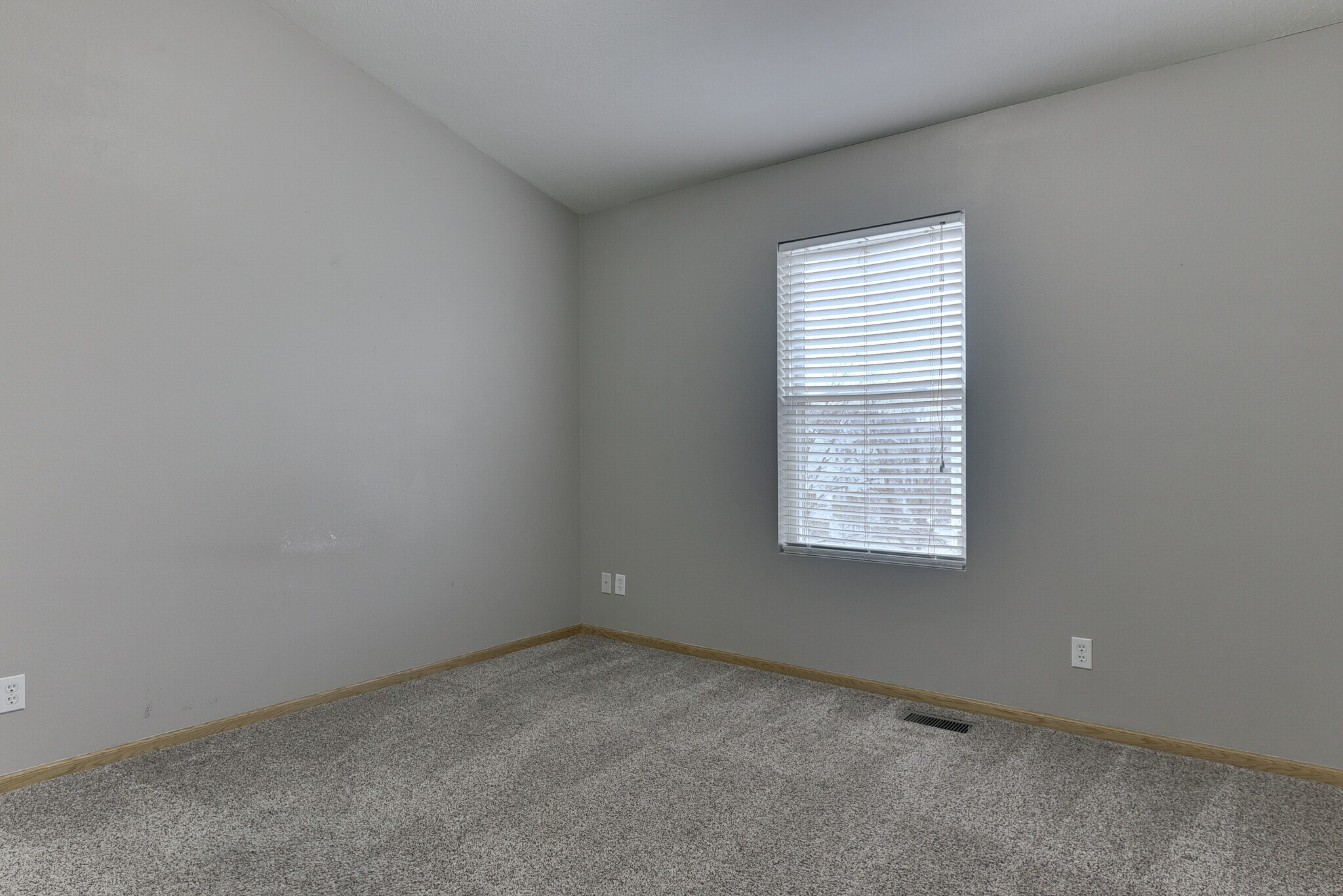 Building Photo - 6759 S 181st Ct