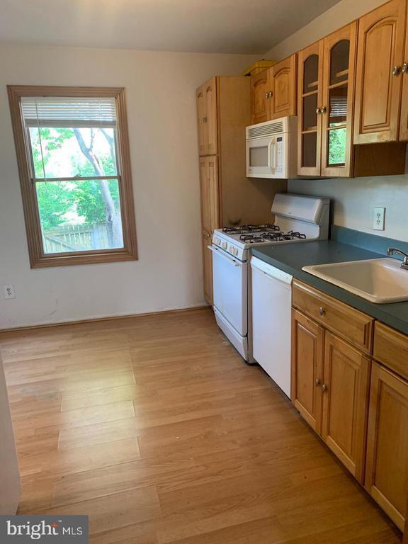 5560 Kendrick Ln 5560 Kendrick Ln Burke VA 22015 Apartment Finder