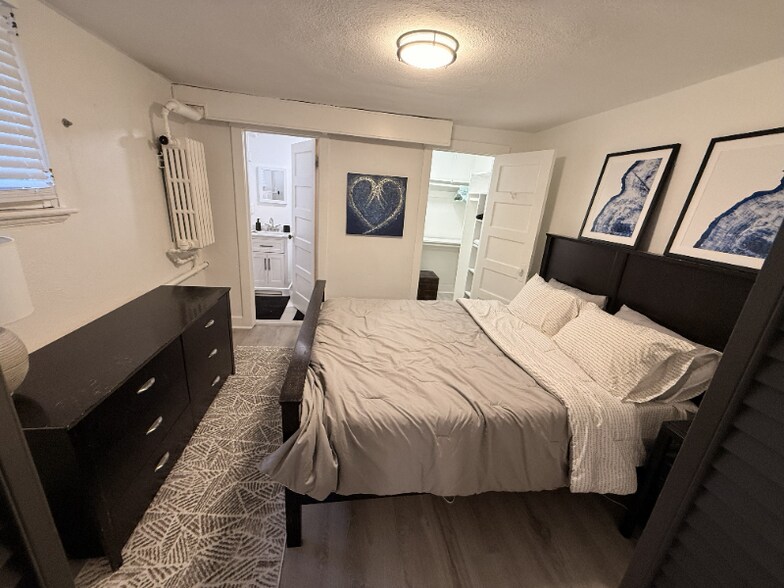 Building Photo - 820 N Humboldt St