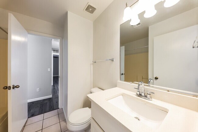 Building Photo - 15830 W Gelding Dr