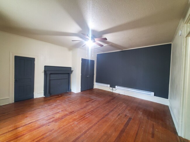 Building Photo - 508 S Magnolia Ave