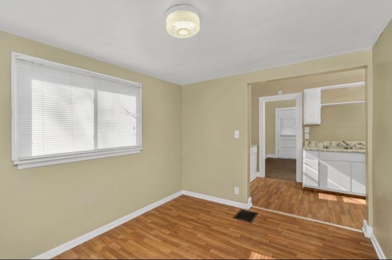 Building Photo - 170 Alton Ave