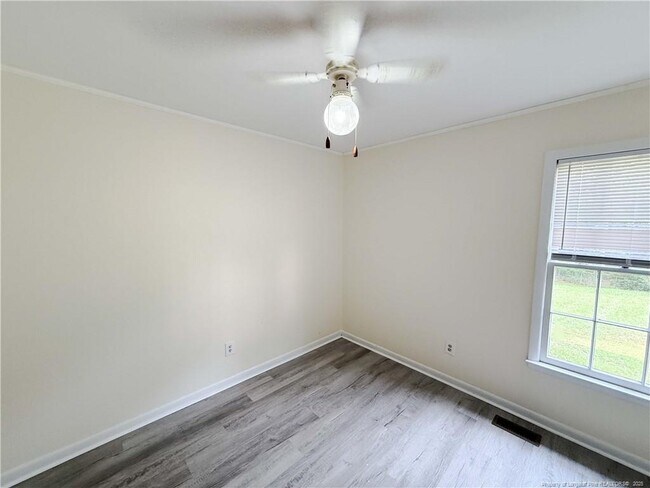 Building Photo - 518 Suffolk Ct