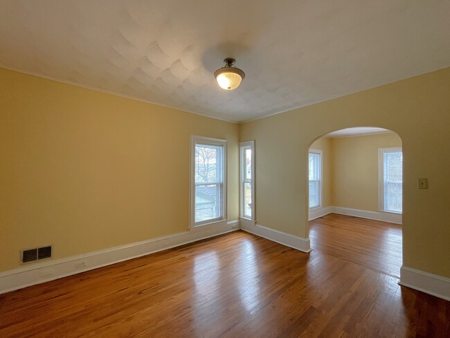 Dining Room - 110-112 Elm St