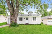 Building Photo - 132 Burgess Ave