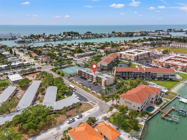 Building Photo - 301 87th Ave