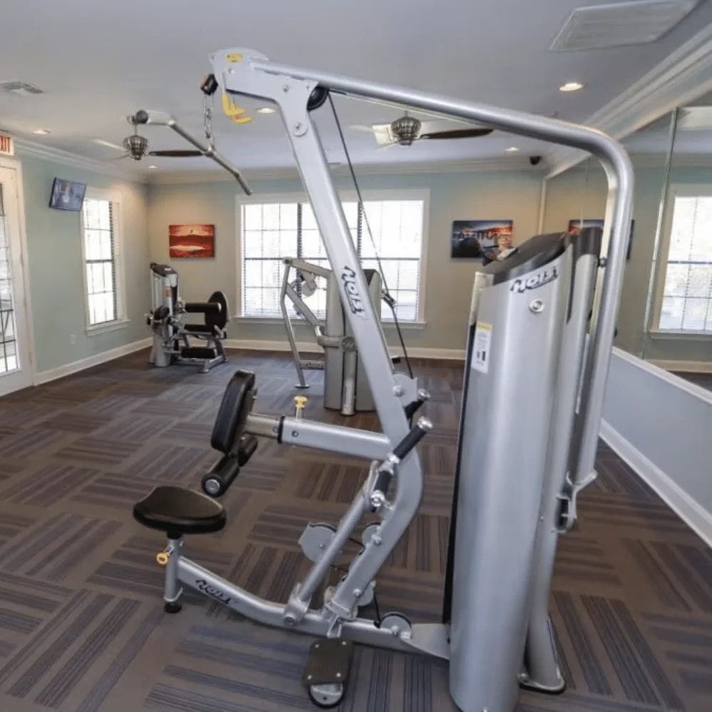 Building Photo - 9835 Fredericksburg Rd