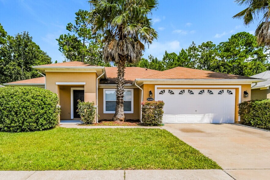 Primary Photo - 76309 Deerwood Dr
