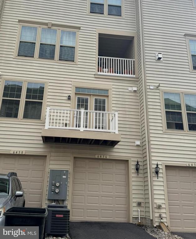 Building Photo - 6436 Walcott Ln