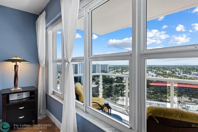 Building Photo - 3700 Galt Ocean Dr
