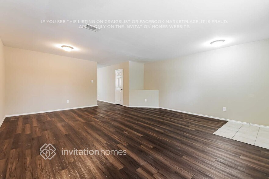 Building Photo - 3878 Pinebluff Ln