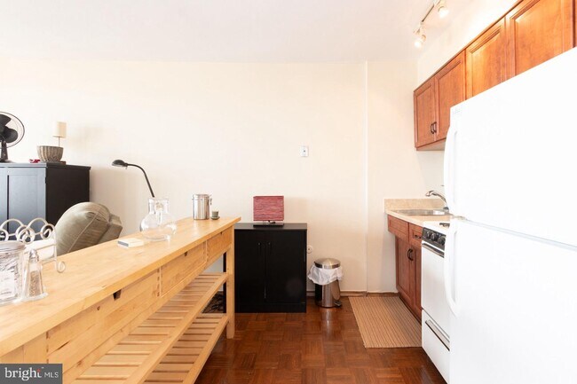 Building Photo - 2401 Pennsylvania Ave