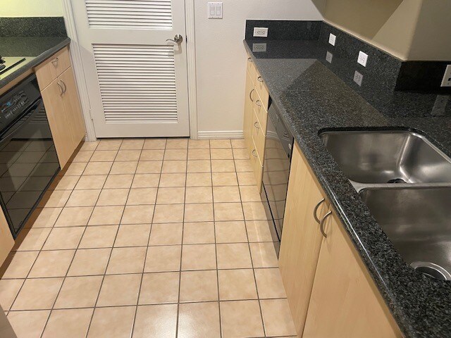 Building Photo - 8275 Station Village Ln