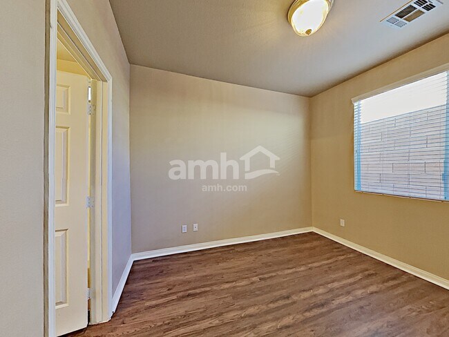 Building Photo - 6060 Glowing Cottage Ct