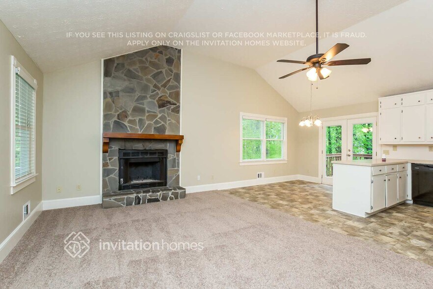Building Photo - 5101 Sunset Dr