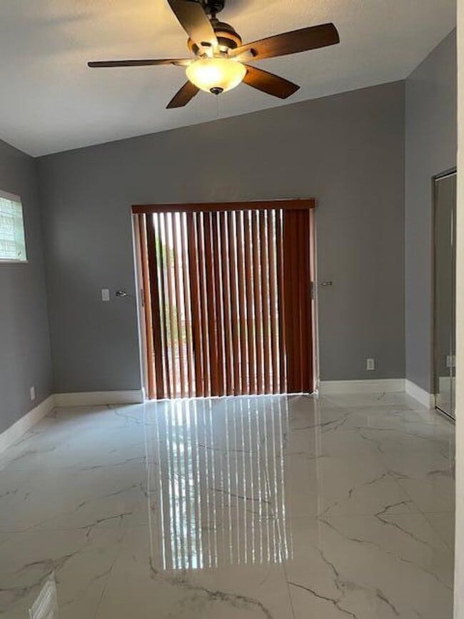 Building Photo - 6352 NW 36th Ave