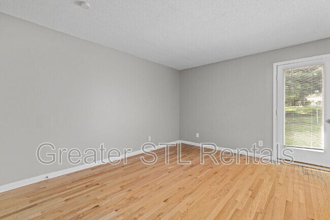 Building Photo - 1519 Harvard Way
