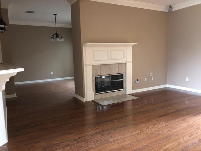 Building Photo - 112 Cherry Bark Ln