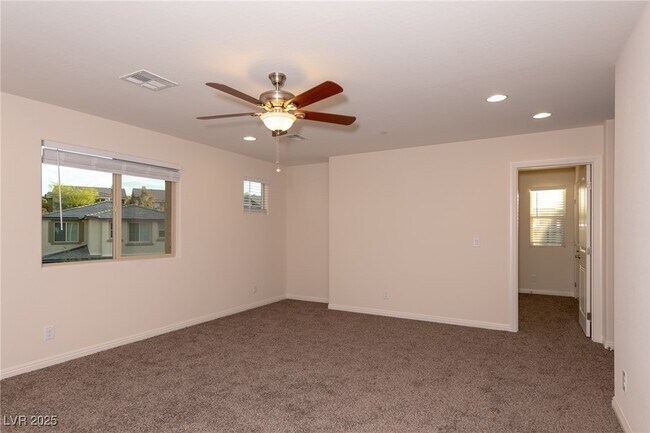 Building Photo - 2926 Caxton Grove Dr