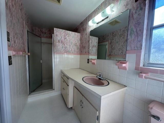 Building Photo - 803 Tangerine St