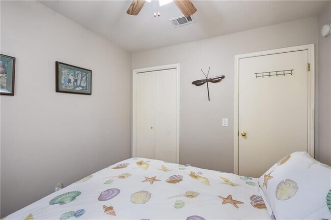 Building Photo - 1252 Lacey Oak Loop