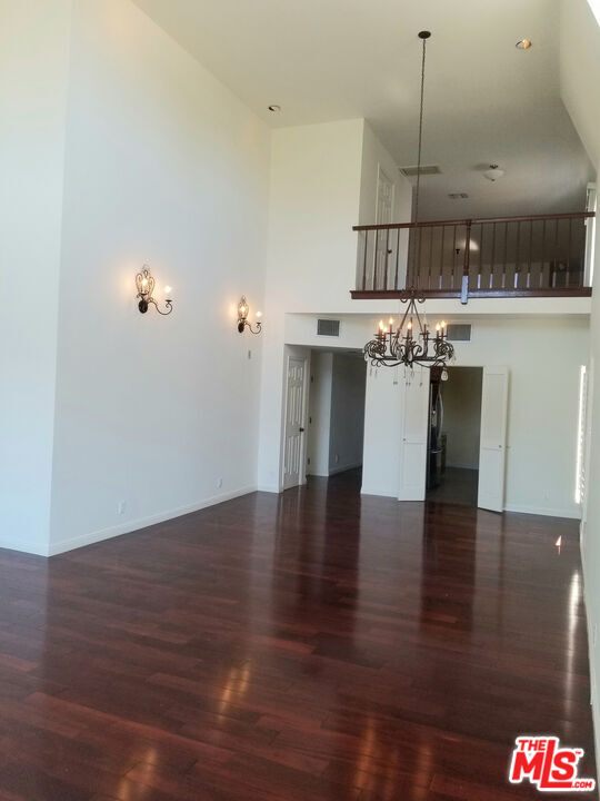 Building Photo - 10620 Eastborne Ave