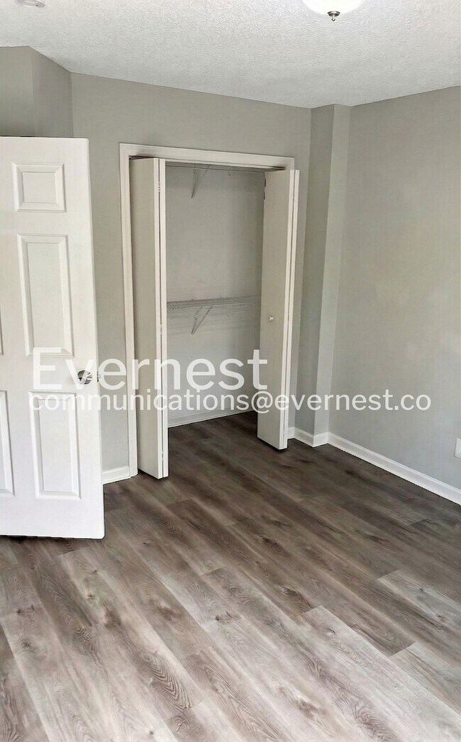 Building Photo - 1356 Mistletoe Ridge Pl NW