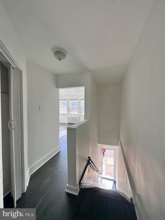 Building Photo - 411 Burmont Rd