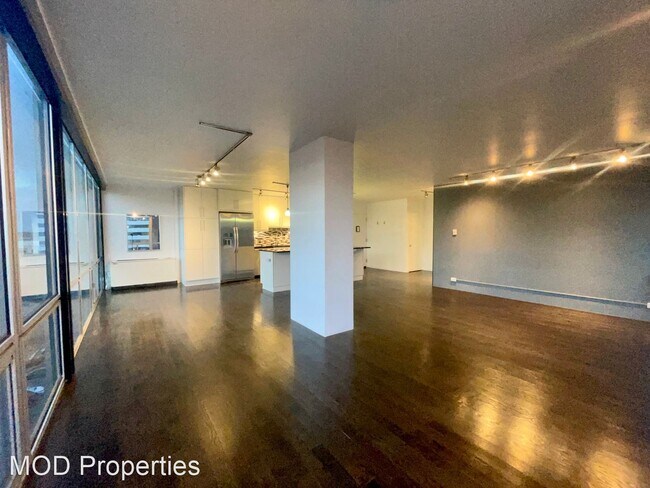 Building Photo - 2 br, 2 bath House - 3100 Cherry Creek Dr ...
