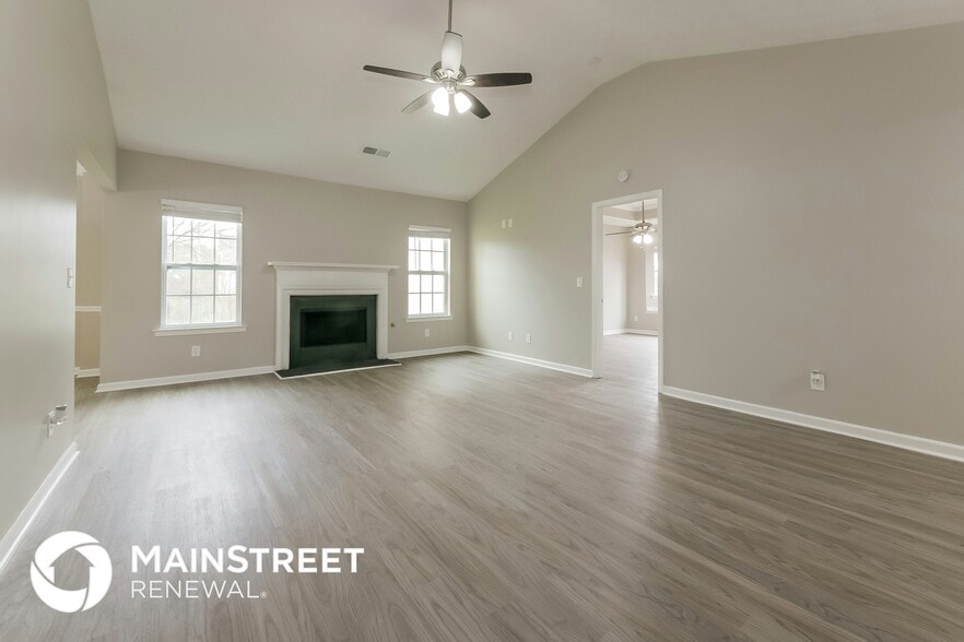 Building Photo - 5140 Towne Park Dr