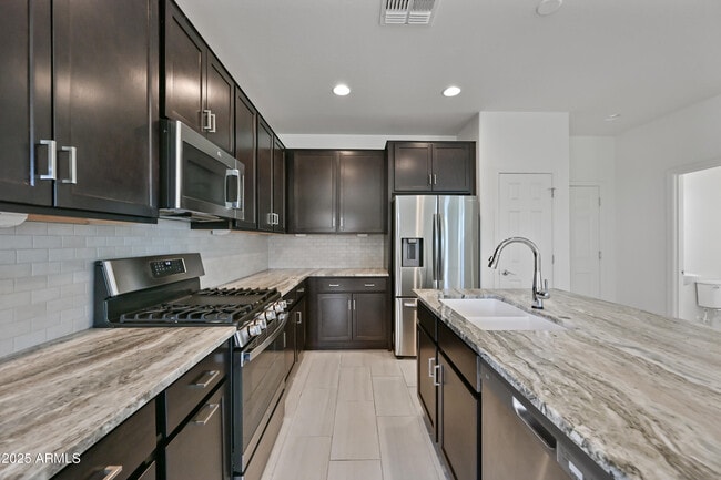 Building Photo - 4035 S 58th Ln