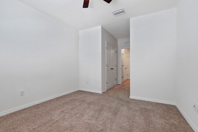 Building Photo - 1746 Hovenweep Rd