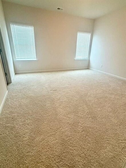 Building Photo - 503 Alma St