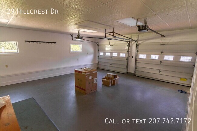 Building Photo - 29 Hillcrest Dr