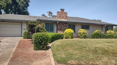 Building Photo - 1285 43rd Ave