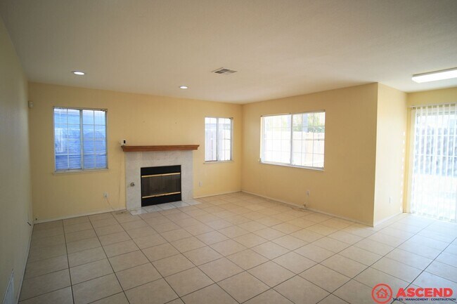 Building Photo - 10801 Galway Bay Dr