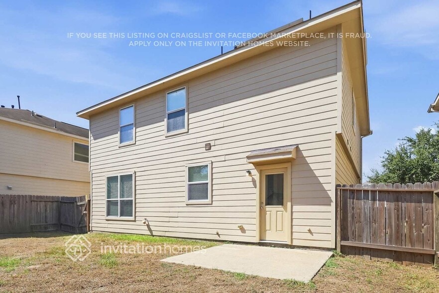 Building Photo - 5810 Le Carpe Plantation Ct