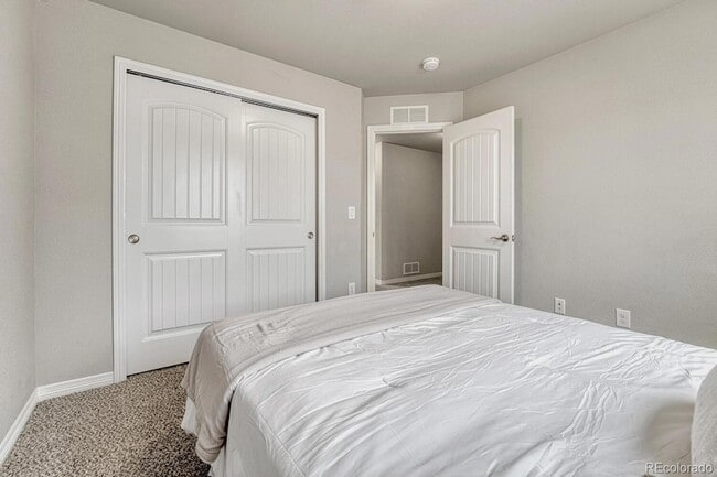 Building Photo - 10871 Saco Dr