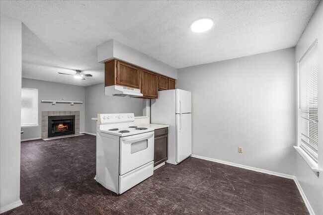 Building Photo - 3204 McLean St