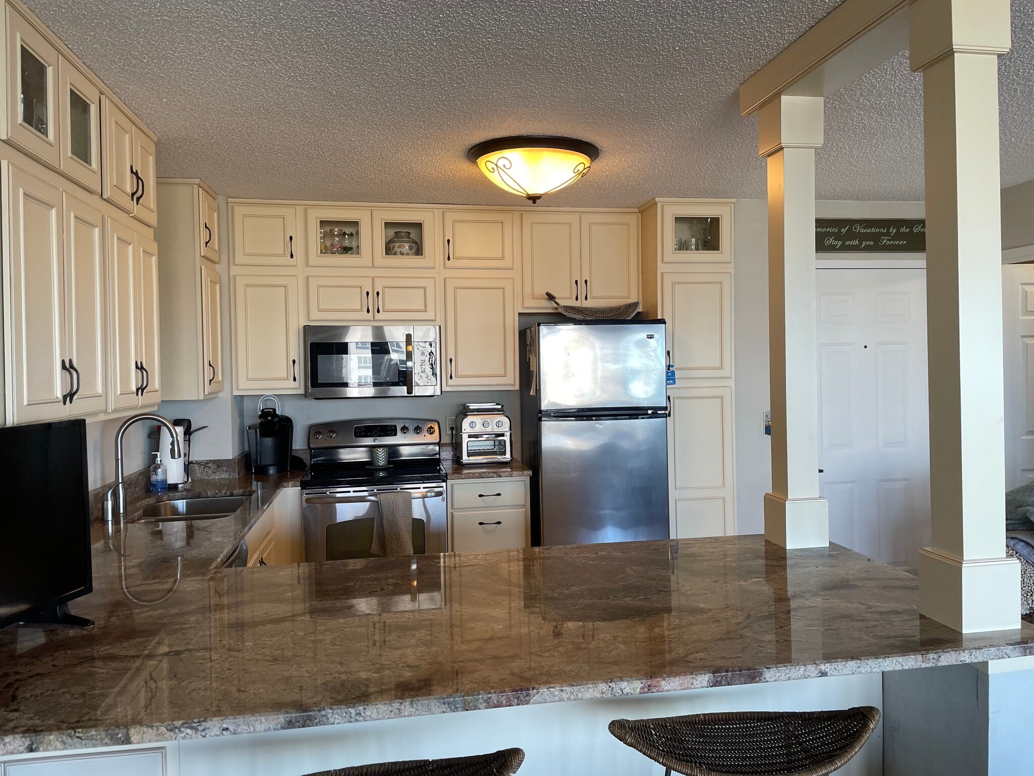 Building Photo - 215 E Grand Ave