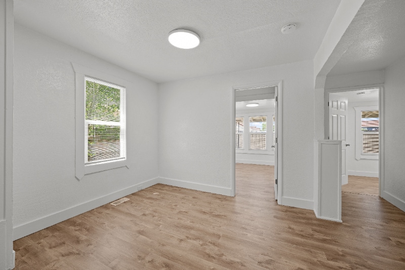Building Photo - 363 S Meade St