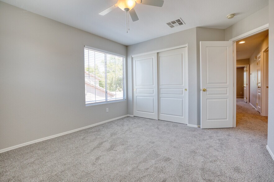 Building Photo - 3799 S Laurel Way